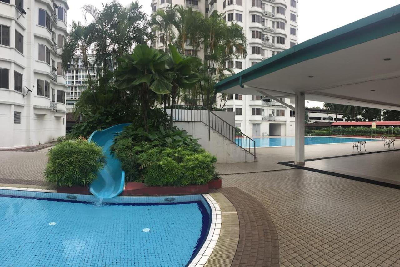 Cozy Kelana Jaya Semi-D Apt Near Mall, College & Hospital Petaling Jaya Eksteriør billede